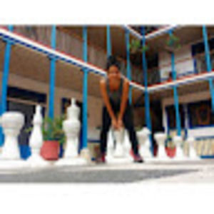 Meet your Posher, Camiila